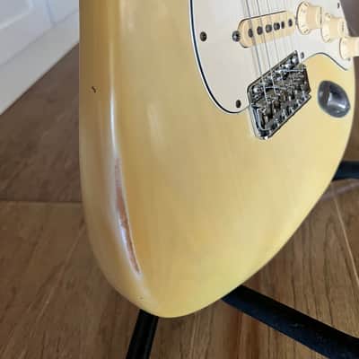 Fender Stratocaster with Maple Fretboard 1978 - 1979 - Olympic White image 6