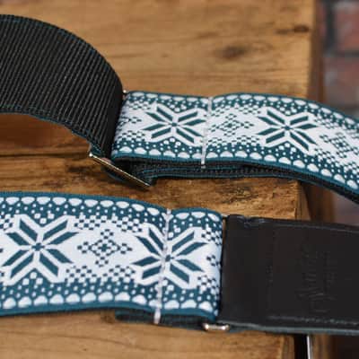 Martin Vintage Series Strap Snowed w/ FREE Same Day Shipping image 3