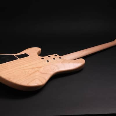 Mayones Jabba HF 5 fretless image 4