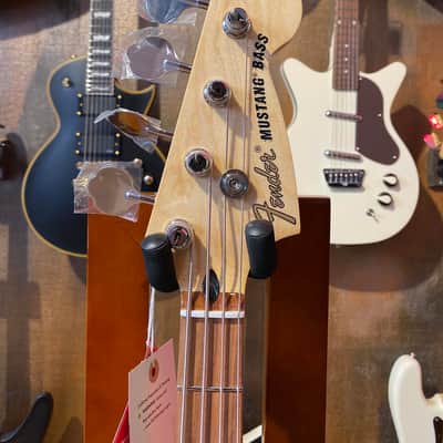 Fender Limited Edition Mustang PJ Bass Short-Scale SFG image 4