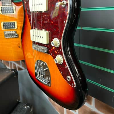 Fender American Original '60s Jazzmaster 3-Colour Sunburst 2017 Electric Guitar image 5