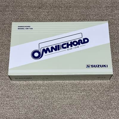 Suzuki OM-108  Omnichord Portable Electronic Instrument image 2