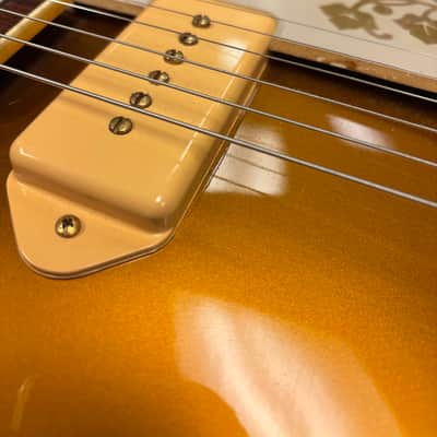 2000 Gibson Custom Shop Historic '52 ES-295 with Bigsby Antique Gold image 24
