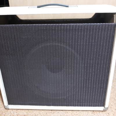 Trutone 1x15 Open Back Cab with Eminence Wheelhouse 200 image 1