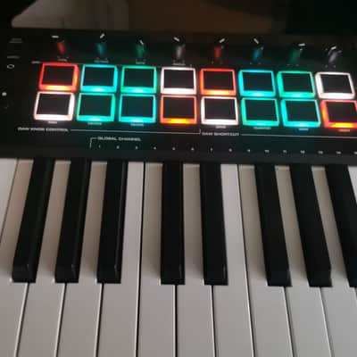 M-Audio Oxygen Pro 49 MIDI Keyboard Controller 2020 - Present - Black image 3