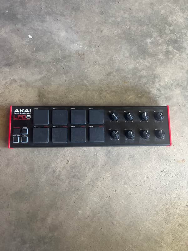 Akai LPD8 2020 image 1