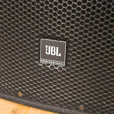 JBL ASB6115 Compact 15" High-Power Subwoofer CG013BB image 2