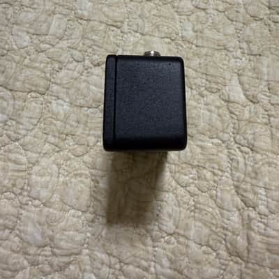 JHS Buffered Splitter V2 2018 - Present - Black image 6