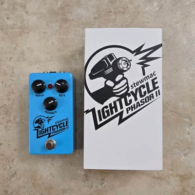 StewMac Lightcycle Phasor II Optical Phaser Pedal image 5