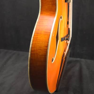 Eastman AR580CE-HB Archtop Honeyburst image 7