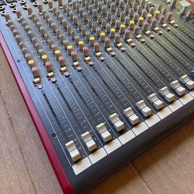 Allen & Heath ZED-16FX 16-Channel Mixer with Effects 2012 - Present - Black/Red image 3