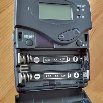 Sennheiser EK100 G3 Diversity Receiver - GB 606-648 MHz (for EW100 G3 System) image 3