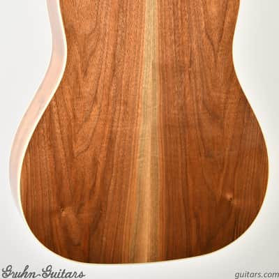 Gibson J-45 Studio Walnut 2025 - Present - Gloss Walnut Burst image 4