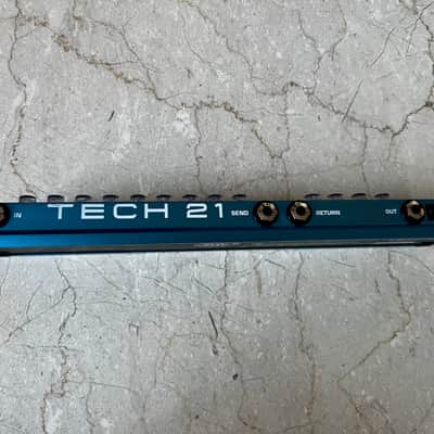 Tech 21 Bass Fly Rig V2 2023 - Multi Effects image 2