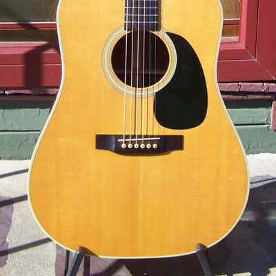 Martin D-28 1977 w/ohsc excellent+ image 1