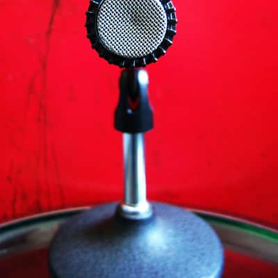 Vintage 1990's Shure Unidyne III SM57 Cardioid Dynamic Microphone Low Z w mic clip 545 545SD 545S image 2