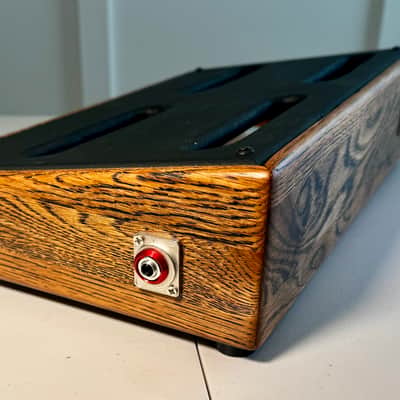 Nell Audio Prewired Hardwood Pedalboard - 9.5 x 16” - 9V Power + In / Out Jacks 2026 - Natural / Black image 8