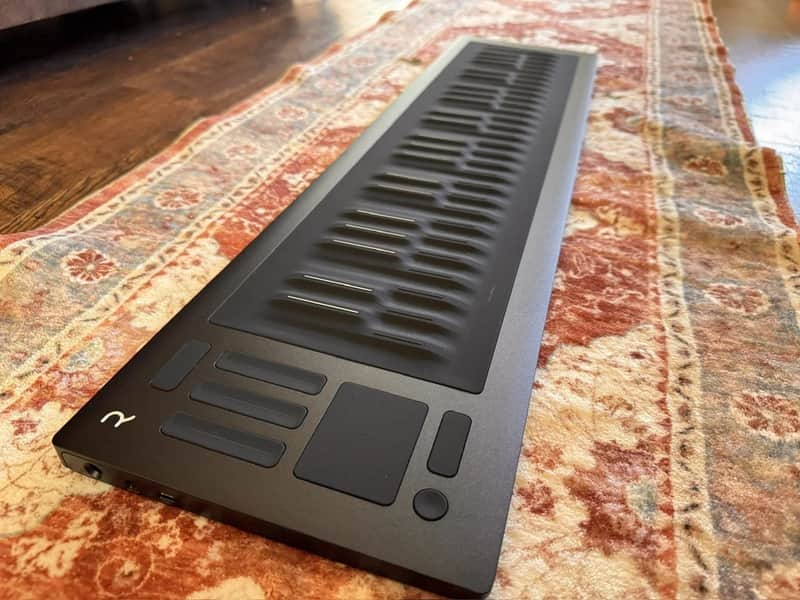 ROLI Seaboard RISE 2 MPE/MIDI Keyboard Controller Black | Reverb