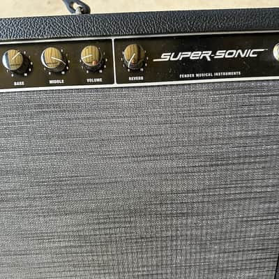 Fender Super-Sonic 22 2-Channel 22-Watt 1x12" Guitar Combo 2010 - Present - Black image 4