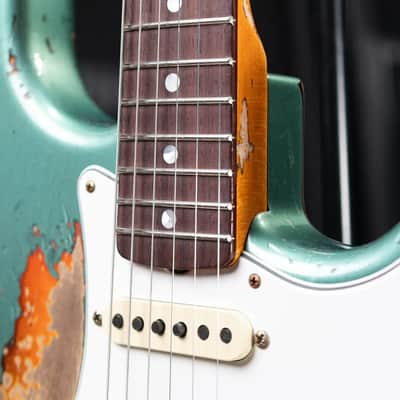 Fender Custom Shop 1965 Stratocaster Super Heavy Relic Electric Guitar - Super Faded Aged Sherwood Green Metallic over 3-Color Sunburst with Hardshell Case image 12