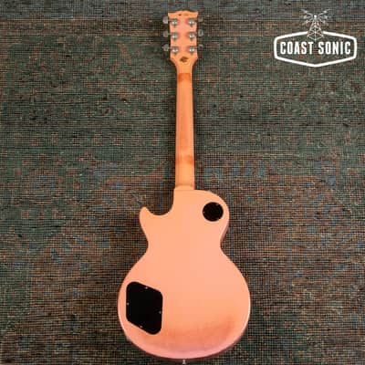 2001 Gibson Custom Shop Limited Edition Playboy Playmate of the year Les Paul w/case image 4