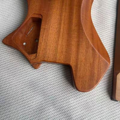 24frets 5 piece Roasted flame maple neck Headless Electric guitar 1 piece Mahogany body T contour  spoke truss rod 1 image 5