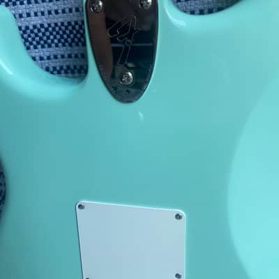 Fender Vintera II 70's Stratocaster and gig bag Rosewood Fingerboard Surf Green image 9
