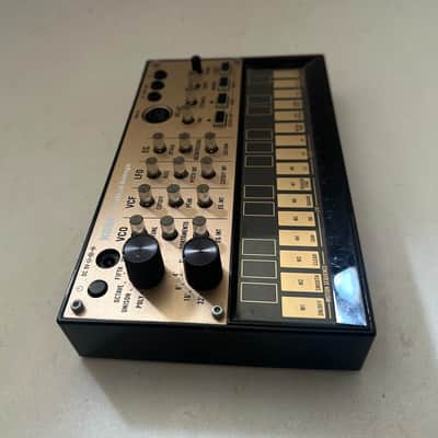 Korg Volca Keys Analog Loop Synthesizer 2013 - Present - Gold/Black image 2