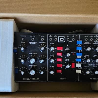 Behringer Model D Analog Synthesizer 2018 - Present - Black