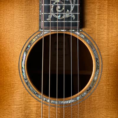 Martin SS-GP42-15 NAMM Show Limited 42 style Grand Performance Tree Of Life Hide Glue Fishman Aura Bild 6