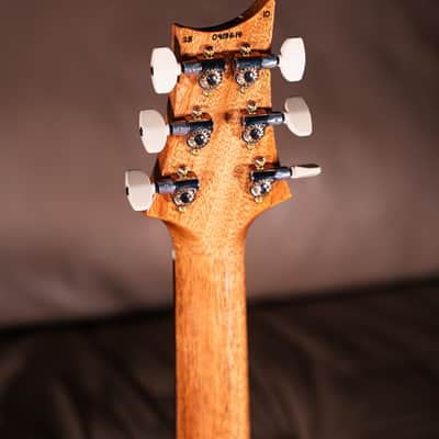 PRS Modern Eagle V 10 Top in Charcoal Burst image 8