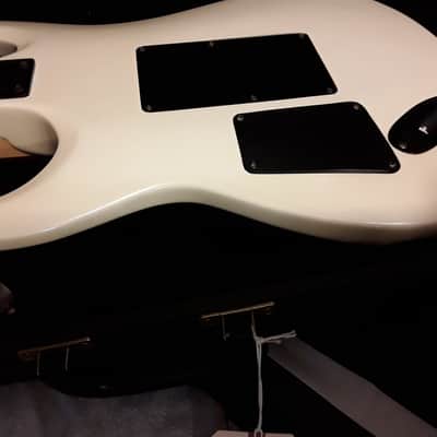 Kramer, Extremely Rare Vintage Kramer American Showster Savant II 1989 Arctic Pearl White image 6
