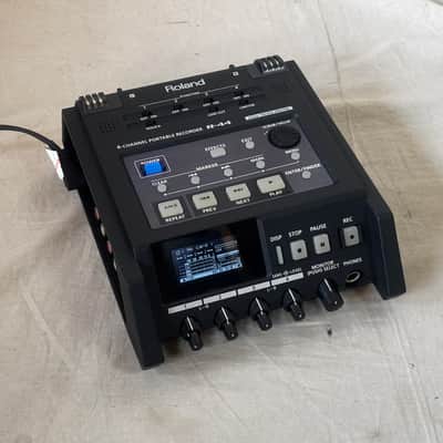 Oade Brothers Modded Edirol R-44 Portable Recorder Review and