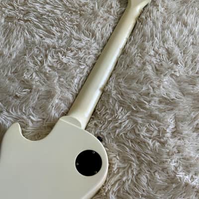 Gibson Les Paul Studio Alpine White Electric Guitar image 10