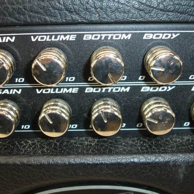 Peavey Triple XXX 212 120-Watt 2x12" Guitar Combo Amp image 6