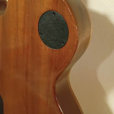 Gibson Les Paul Tribute - Satin Honeyburst image 7