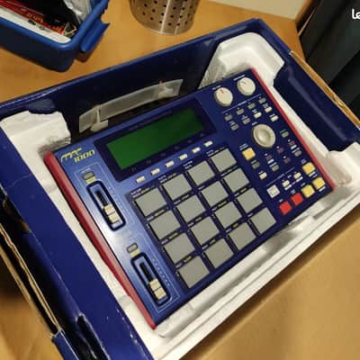 Akai MPC1000 Blue image 6