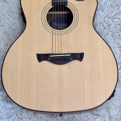 Tagima Olive Grace EQ-NTOP Acoustic Guitar w/HS Case - Natural Finish - B stock image 3