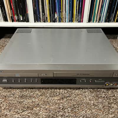 Sony SLV-D100 DVD Player/ Video Cassette Recorder VCR Combo No Remote TESTED ✅ image 2