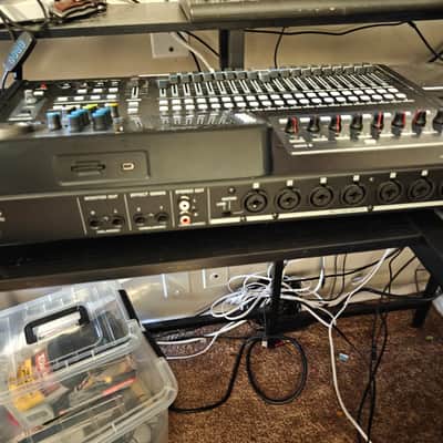 TASCAM DP-32SD 32-track Digital Portastudio 2014 - Present - Black image 4