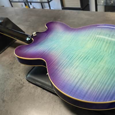 Epiphone ES-335 Blueberry Burst BRAND NEW Figured Flame Top and Back Semi-Hollowbody Hollow Body Archtop 335 Electric Guitar image 4