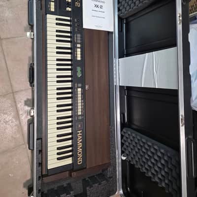 Hammond XK-2 Early 2000s - wood grain