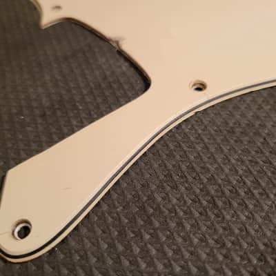 Vintage 1970-1973 Fender Jazz Bass Pickguard - White 3-Ply - 1971 1972 1970s 70s J image 7