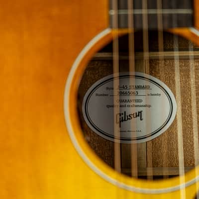 Gibson J-45 Standard - Heritage Cherry Sunburst image 5