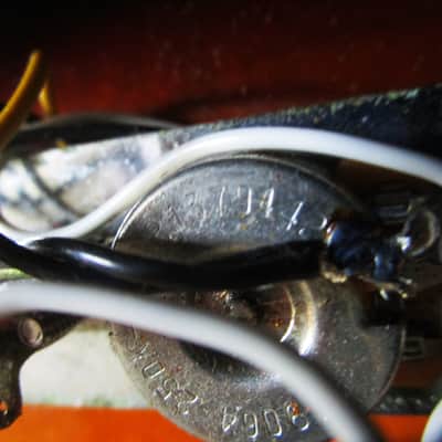 Fender Telecaster Guitar, 1994, USA, Sunburst Fiinish, Fender HSC image 11