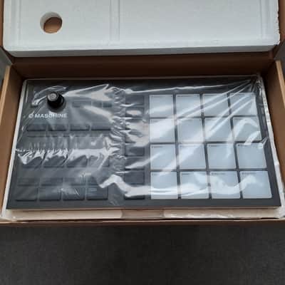 Maschine Mikro Mk3 Pad Controller image 11