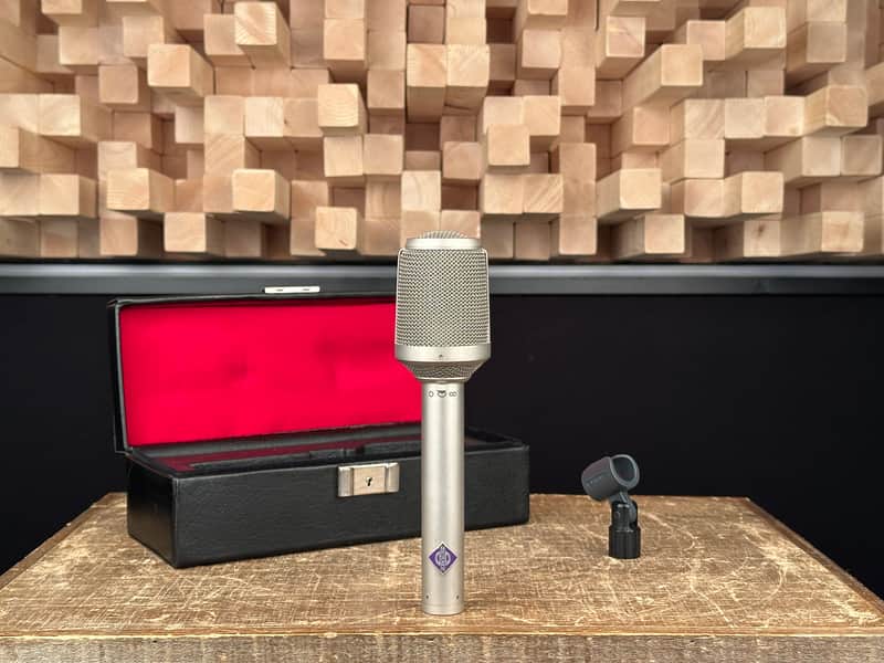 Neumann KM 86