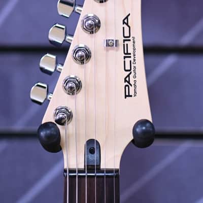 Yamaha Pacifica 112V Old Vintage Sunburst Electric Guitar image 4