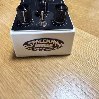 Spaceman  Apollo VII 2019 - White with original box image 4