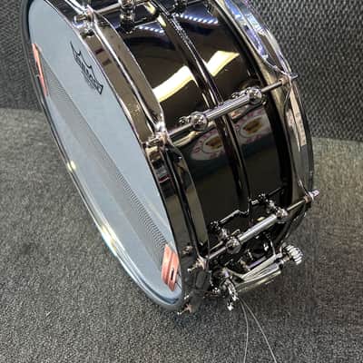 Ludwig 5.5x14" Universal Model Snare Drum - Black Brass image 10
